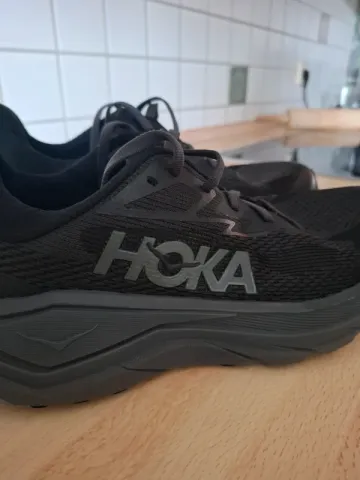 Hoka Challenger 8 bike d'occasion — image 1 sur 5
