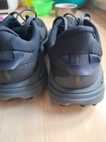 Hoka Challenger 8 bike d'occasion — image 4 sur 5