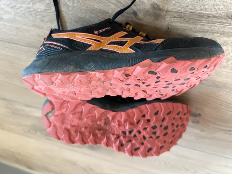 Used Orange Gel-Sonoma 7 GXT bike — image 5 of 9