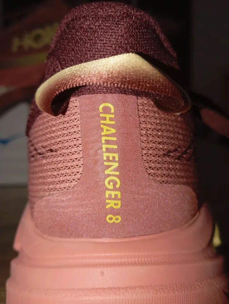 Used Hoka Challenger 8 bike — image 4 of 6