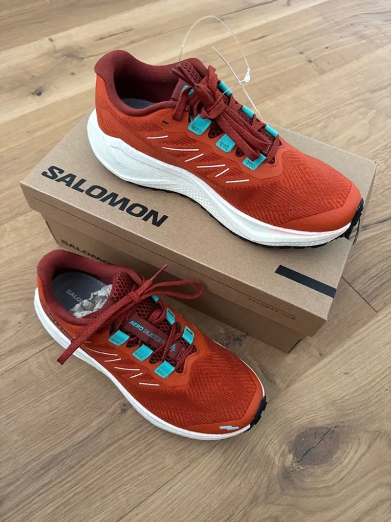 Used Salomon Aero Blaze 3 Grvl Running Shoes