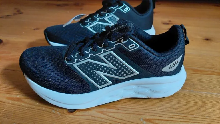 Used New Balance 460 bike — image 1 of 5