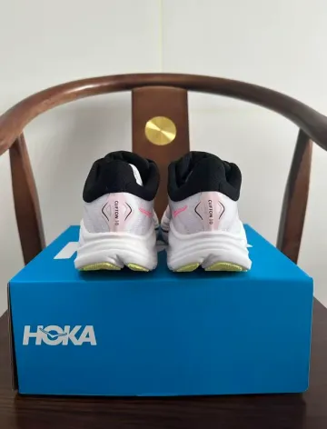 Hoka Clifton 10 bike d'occasion — image 6 sur 7