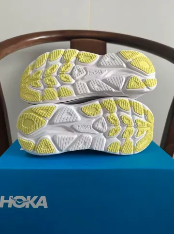 Hoka Clifton 10 bike d'occasion — image 5 sur 7