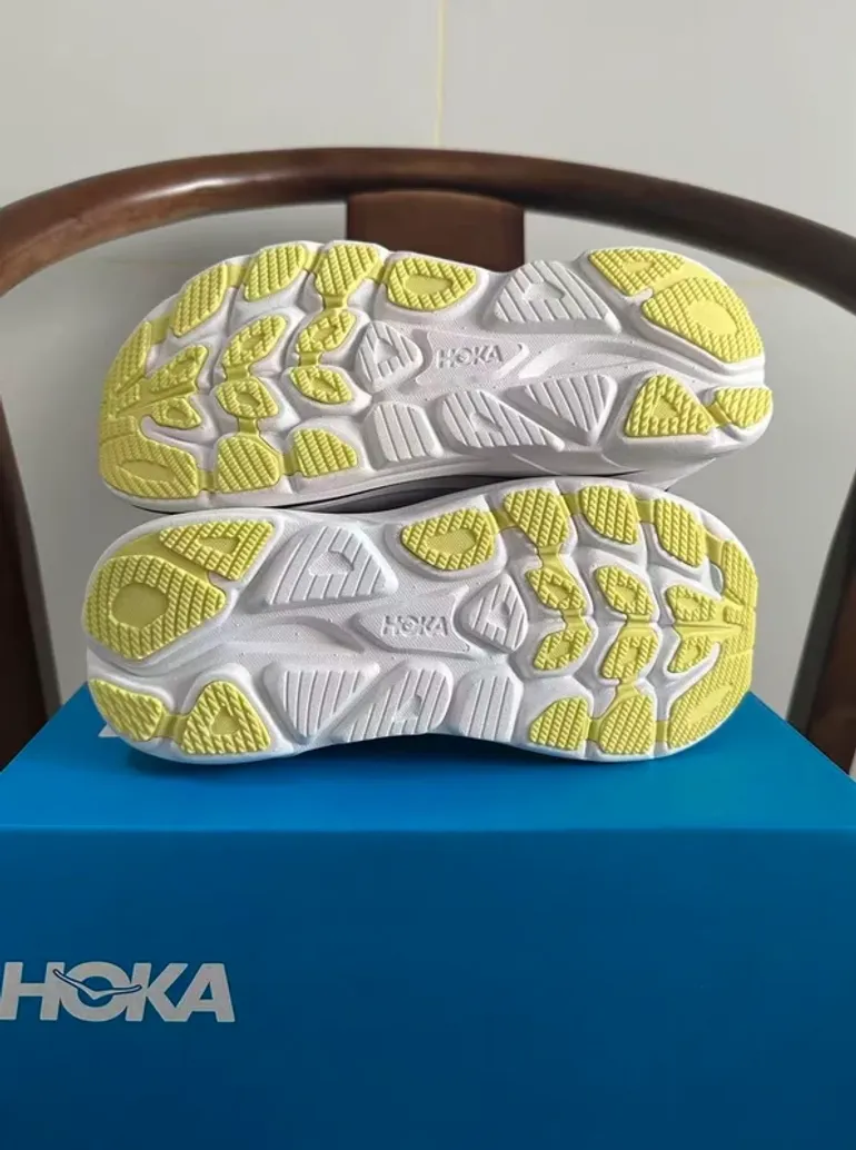 Hoka Clifton 10 bike d'occasion — image 5 sur 7