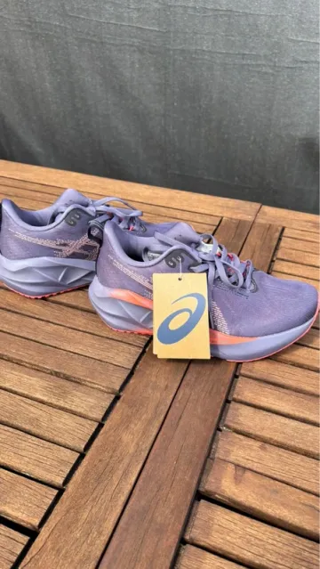Käytetty Asics Novablast 5 bike — kuva 8 / 8