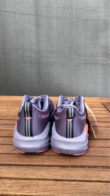 Käytetty Asics Novablast 5 bike — kuva 3 / 8