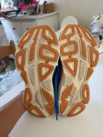 Used Hoka Running Shoes bike — image 8 of 12