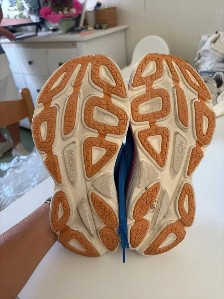 Used Hoka Running Shoes bike — image 8 of 12