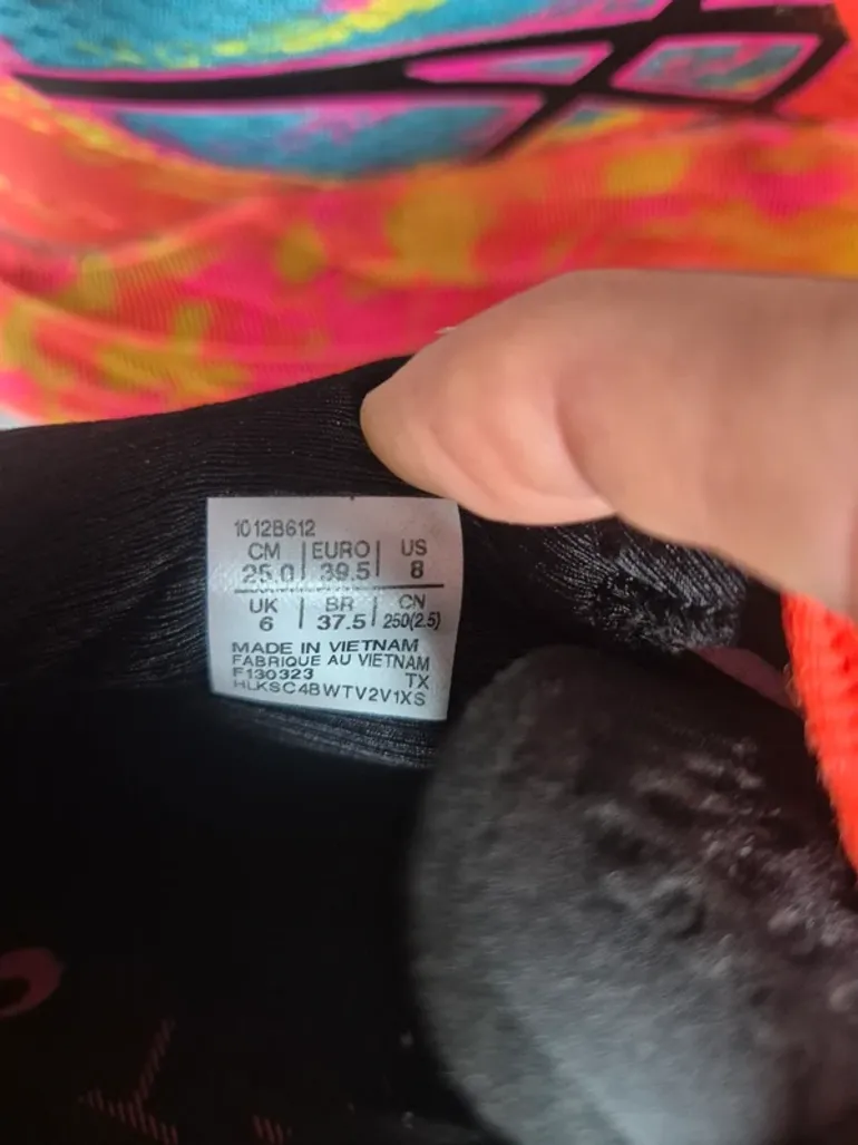 Käytetty Asics Novablast bike — kuva 6 / 6