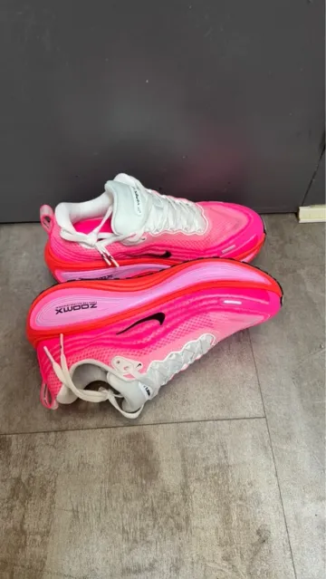 Used Nike Vomero Plus bike — image 4 of 9