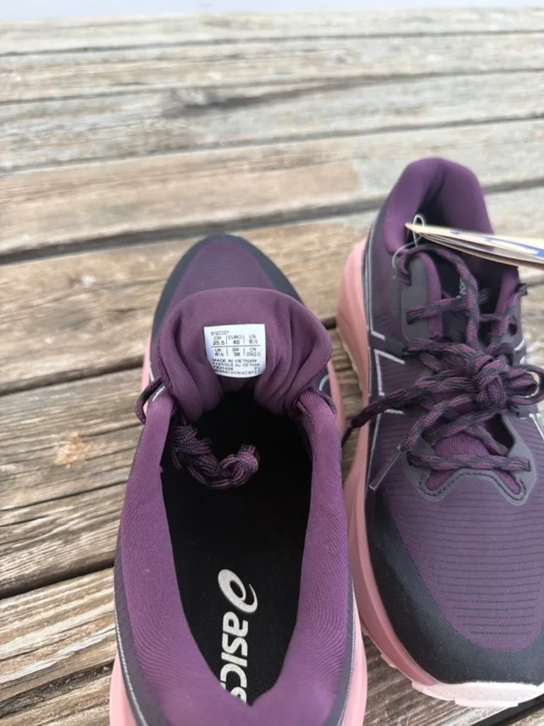Used Asics blazeblast bike — image 5 of 5