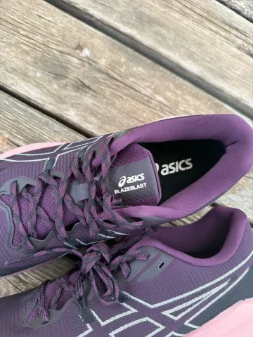 Used Asics blazeblast bike — image 3 of 5