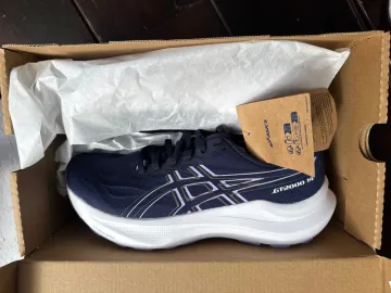 Used Asics GT2000 14 bike — image 2 of 5