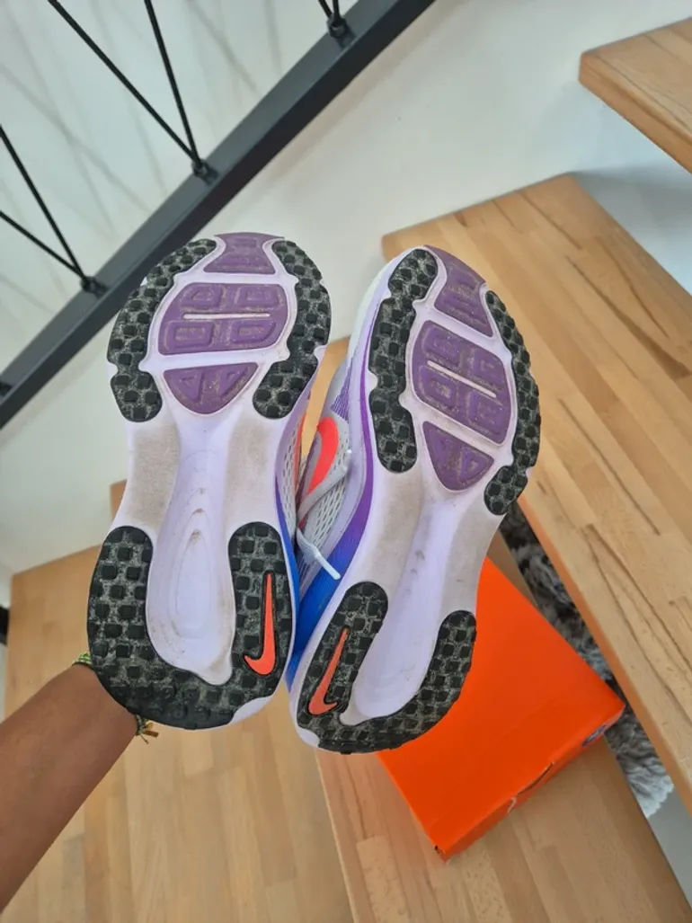 Used Nike Vomero 18 bike — image 5 of 5