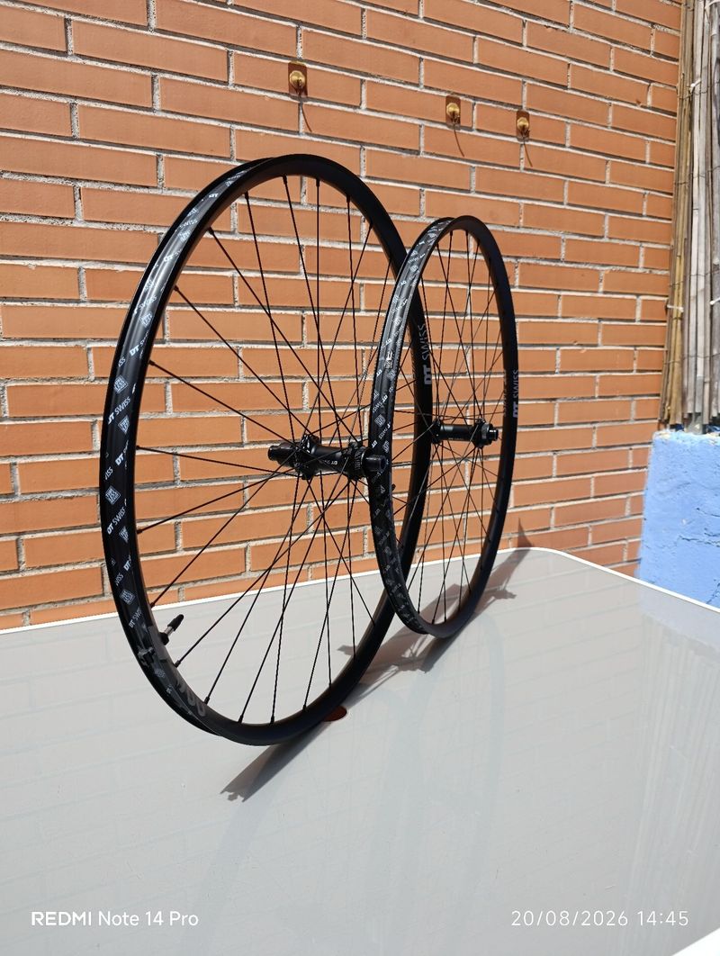 Dt Swiss XR 1700 spline CL XD Wheels d'occasion
