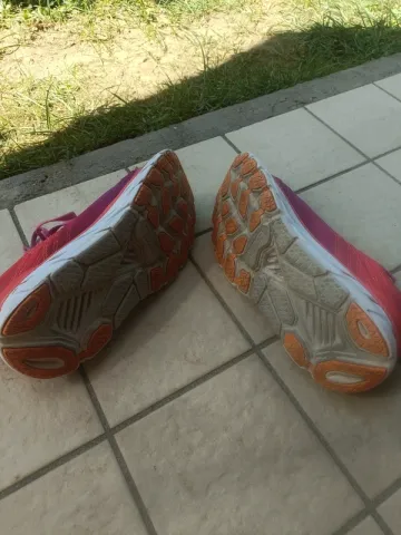 Used Hoka Clifton 6 bike — image 3 of 9