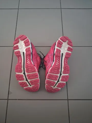 Used Asics Gel-Nimbus 17 bike — image 6 of 7