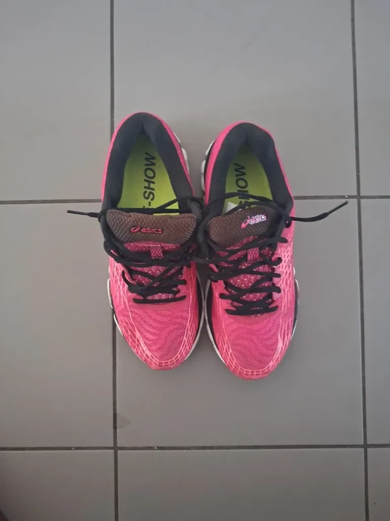 Used Asics Gel-Nimbus 17 bike — image 4 of 7