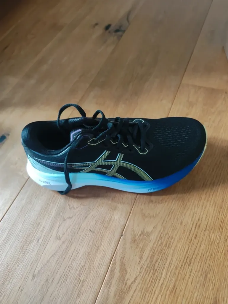 Použité Asics Joggingschuhe bike — obrázek 3 z 4