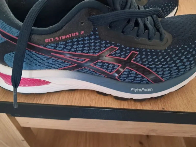 Použité Asics Running Shoes bike — obrázek 3 z 4