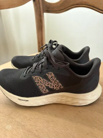 Used New Balance Sneakers bike — image 1 of 5
