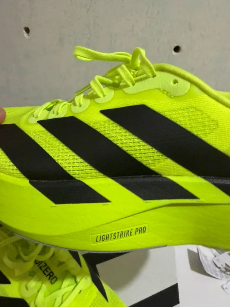 Tweedehands Adidas adizero evo sl woven w bike — afbeelding 2 van 10