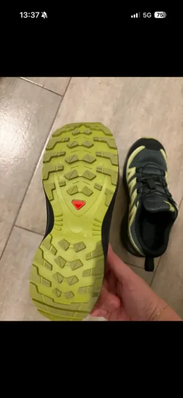 Used Salomon Hiking Shoes bike — image 3 of 7