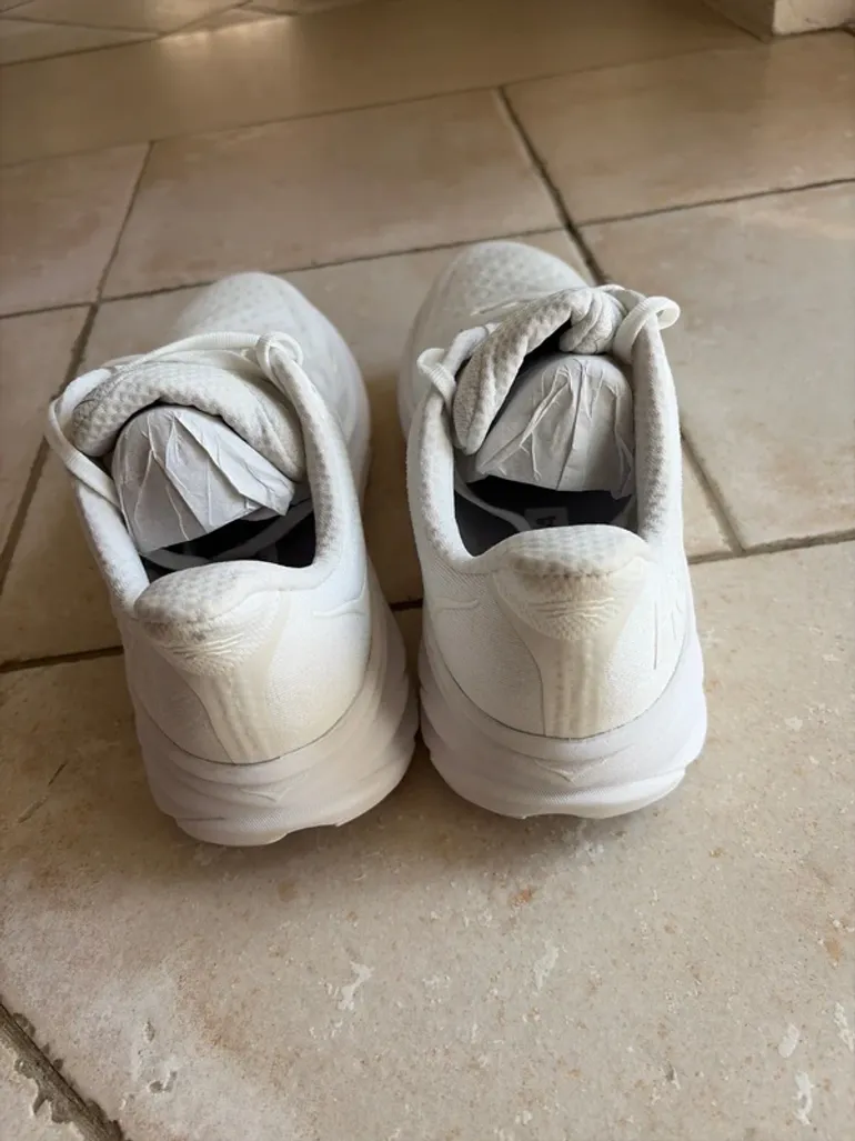 Used Hoka Baskets bike — image 3 of 10