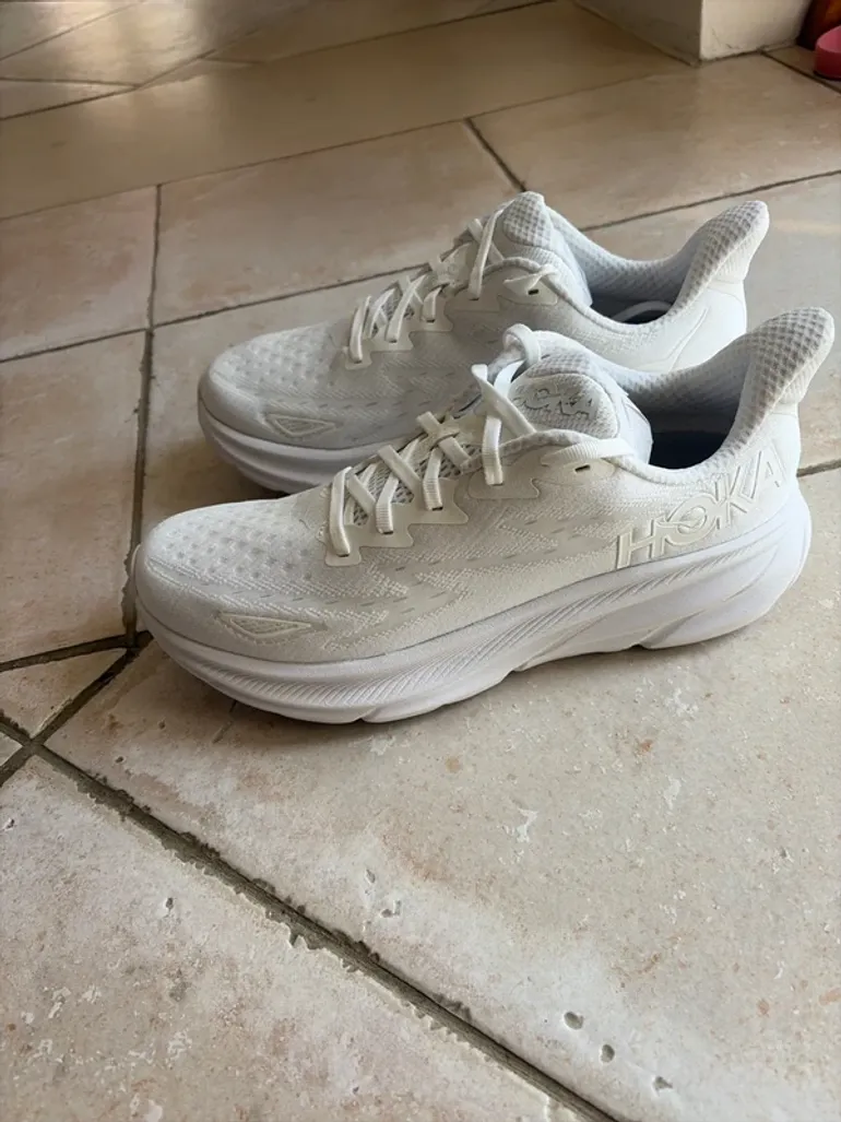 Used Hoka Baskets bike — image 4 of 10