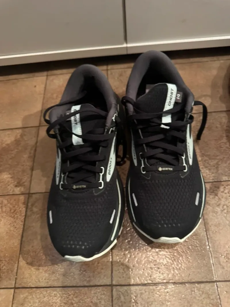 Brooks Ghost Running Shoes d'occasion