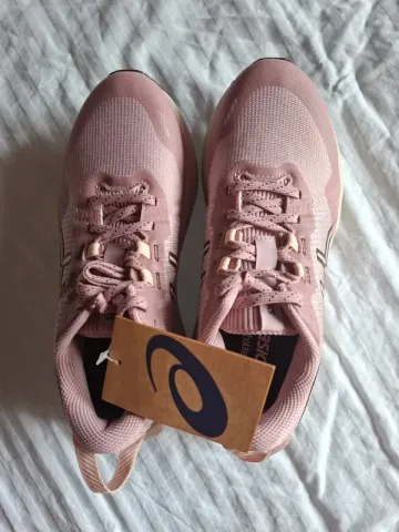Used Asics Gel venture 11 bike — image 2 of 7
