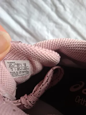 Used Asics Gel venture 11 bike — image 6 of 7