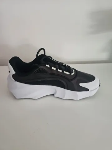 Used Nike Aura Edge bike — image 3 of 9