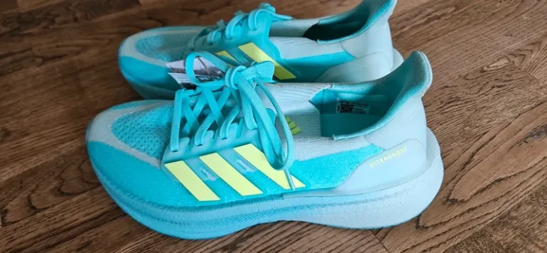 Adidas Ultraboost 5 W bike d'occasion — image 2 sur 6