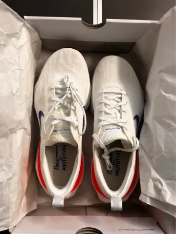 Nike Invincible Run 3 bike d'occasion — image 2 sur 9