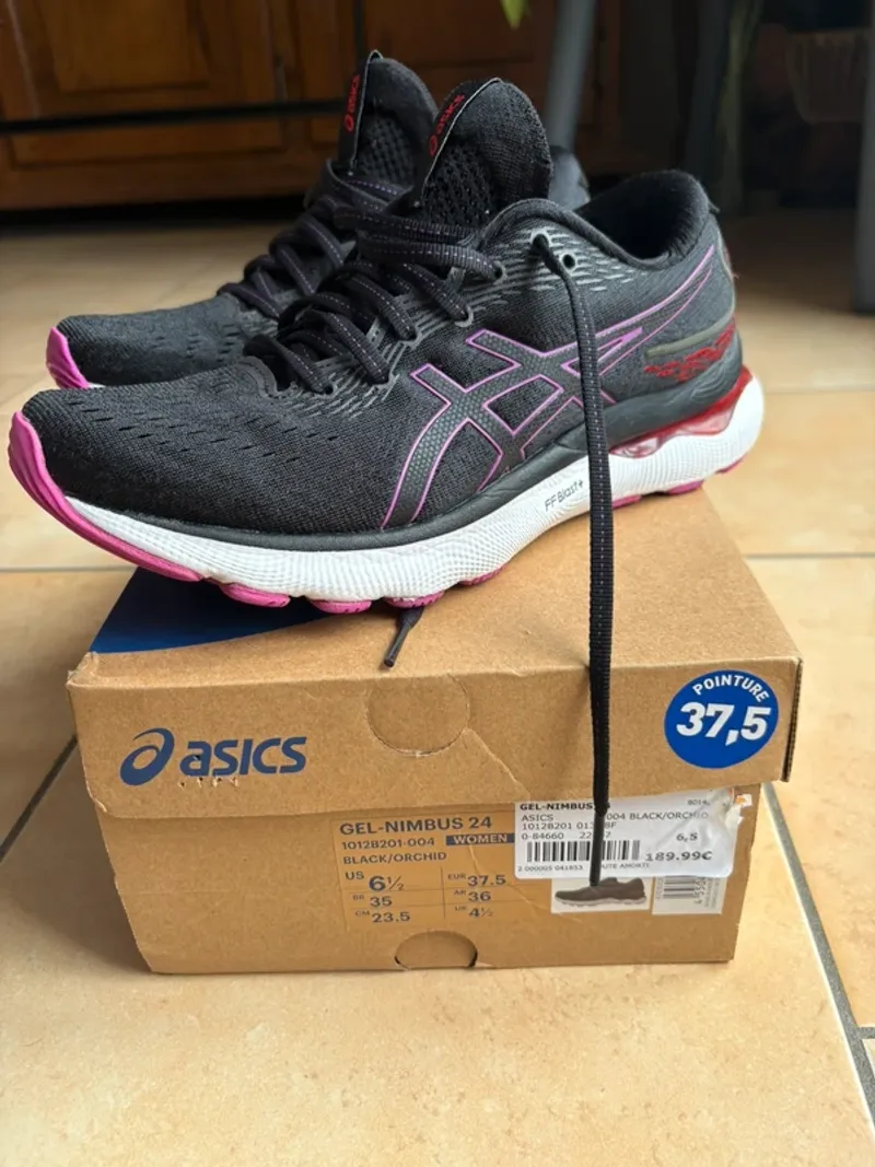 Použité Asics Gel Nimbus 24 Running Shoes