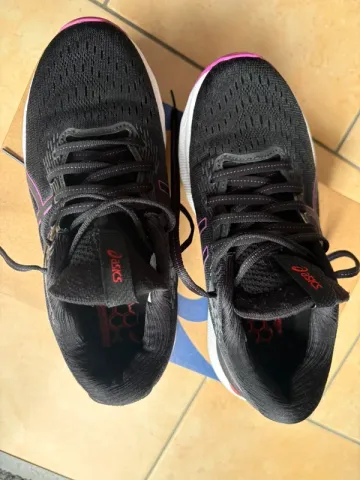 Used Asics Gel Nimbus 24 bike — image 2 of 7