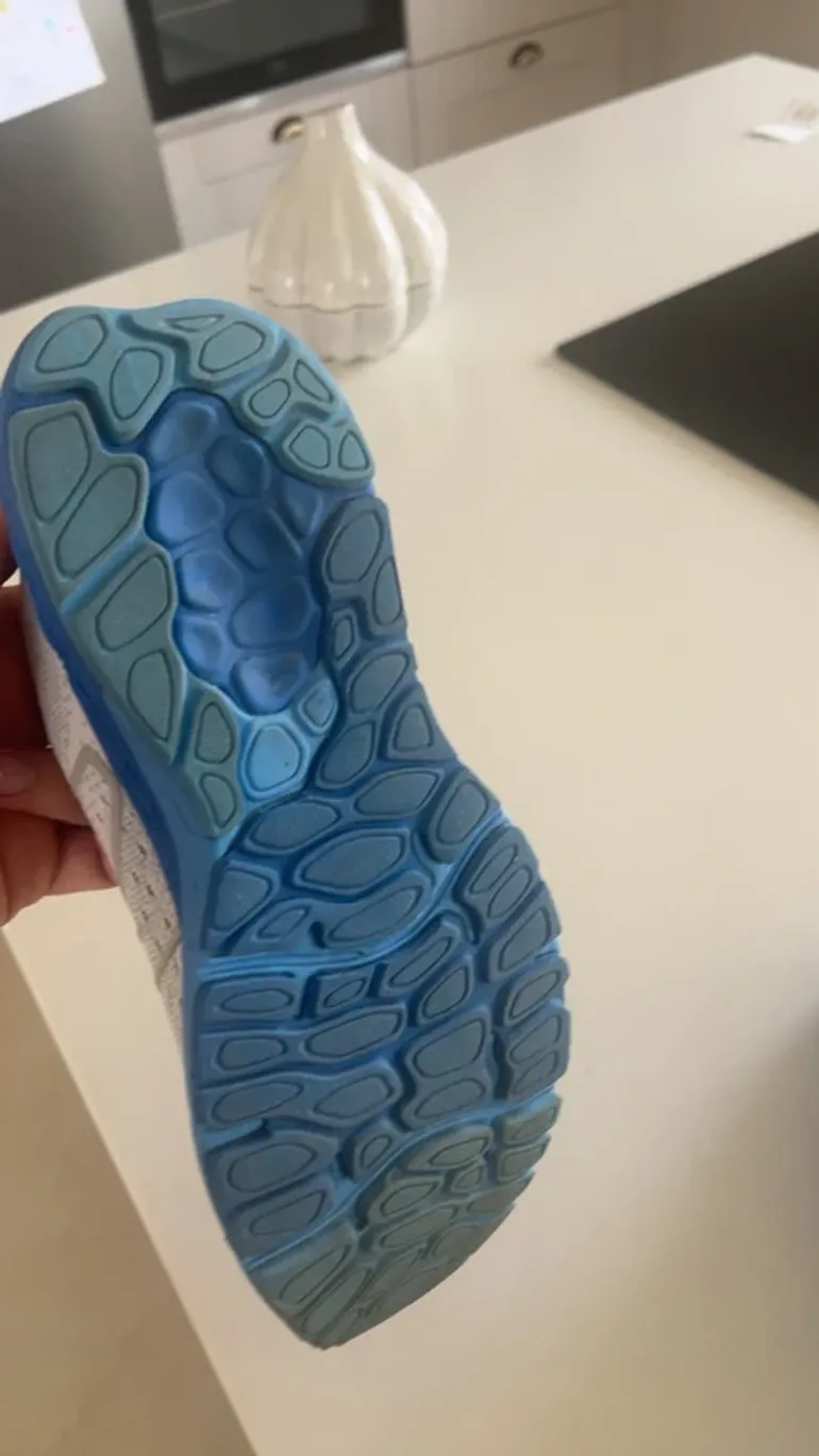 Used New Balance X880 v12 Fresh Foam bike — image 6 of 6