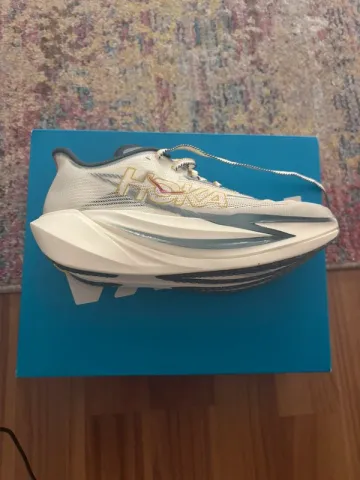 Used Hoka Cielo X1 3.0 bike — image 4 of 7