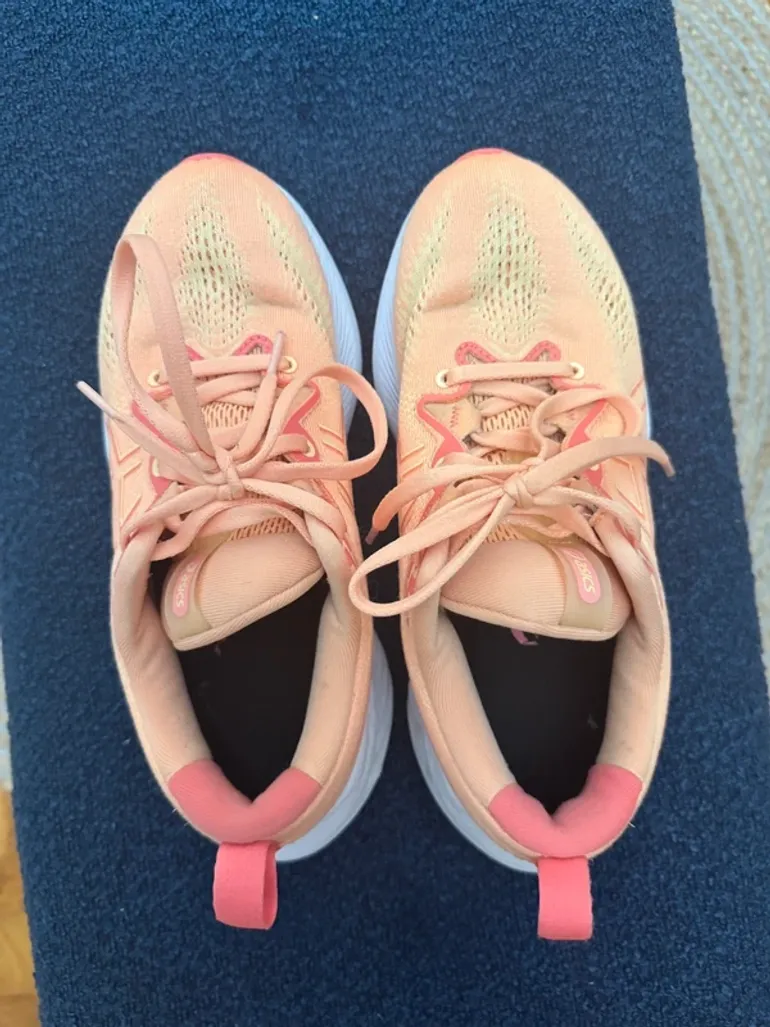 Used Asics Gel Cumulus 27 bike — image 3 of 8