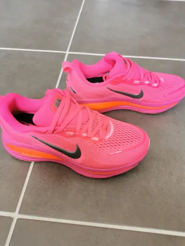 Tweedehands Nike Vomero 18 bike — afbeelding 4 van 12