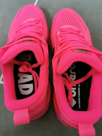 Tweedehands Nike Vomero 18 bike — afbeelding 8 van 12