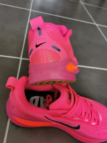 Tweedehands Nike Vomero 18 bike — afbeelding 5 van 12