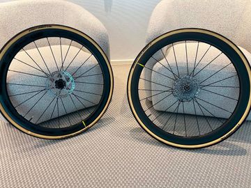 Used Mavic Cosmic SL 45 2023 bike — image 2 of 3