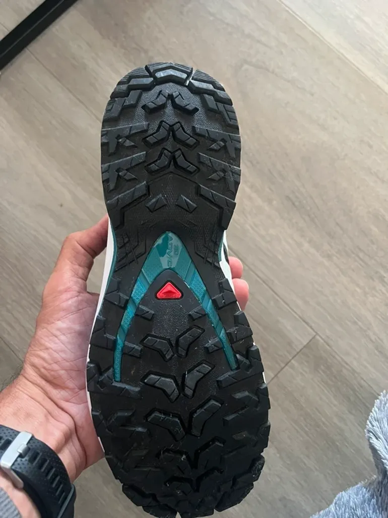 Used Salomon XA PRO 3D v9 GORE TEX bike — image 5 of 6
