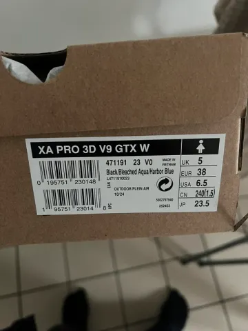 Used Salomon XA PRO 3D v9 GORE TEX bike — image 6 of 6