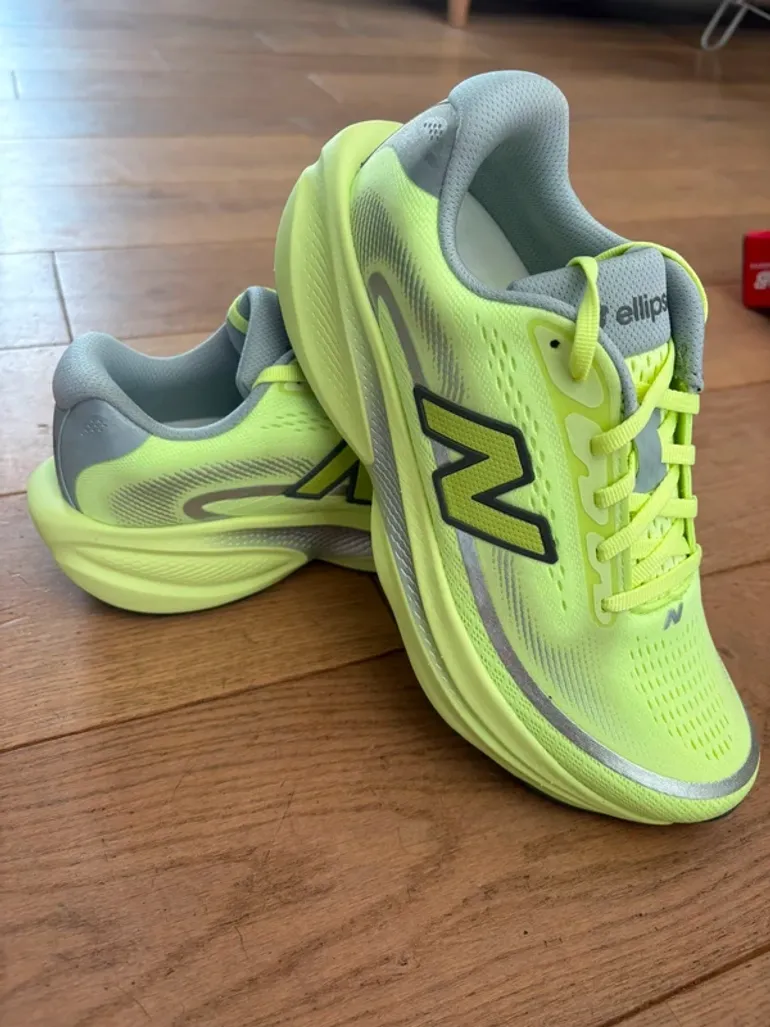 Used New Balance Ellipse v1 bike — image 1 of 7