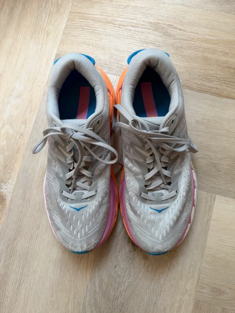 Used Hoka Gaviota bike — image 2 of 10