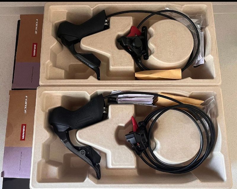 Used Sram Rival AXS 2026 Drivetrain & Pedals